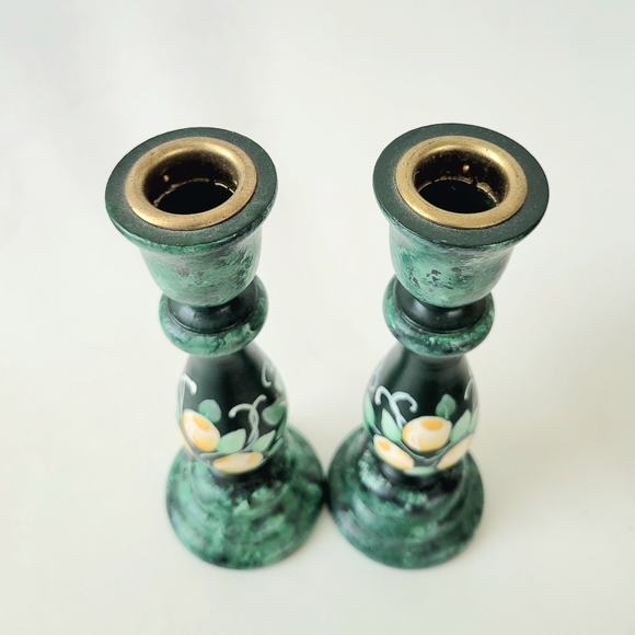 Pair of Vintage Painted Rustic Green Wood Candlestick holders 7" height - Picture 2 of 5